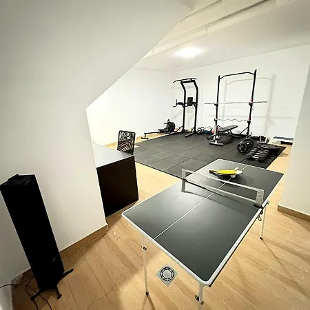 וילה Amarilla Golf Family