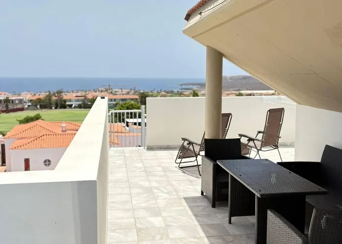 Amarilla Golf Family