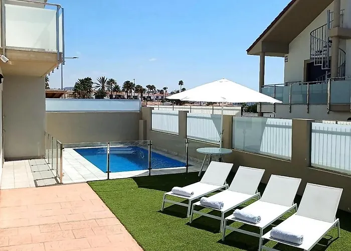 Villa Amarilla Golf Family *