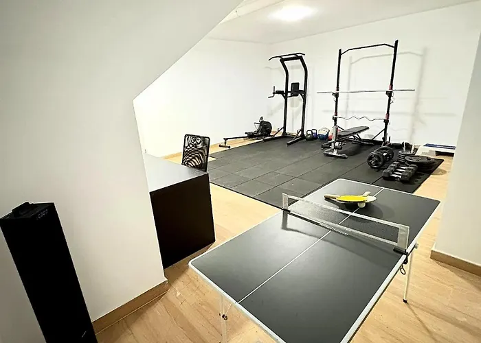 Villa Amarilla Golf Family