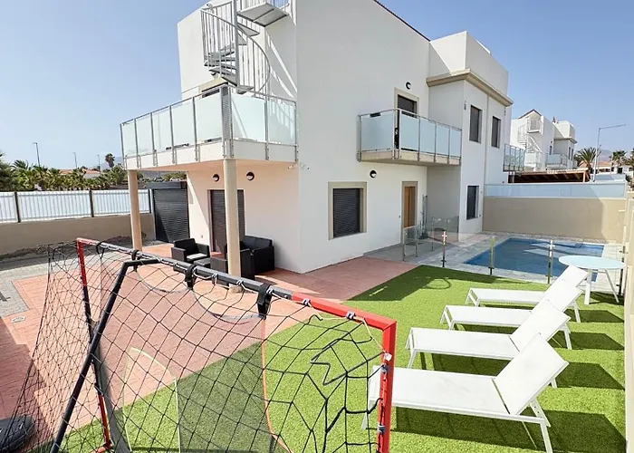 Amarilla Golf Family Villa *