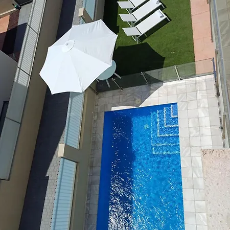 Villa Amarilla Golf Family *